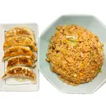 チャーハン+大餃子5個(博多ラーメン長浜や元住吉店)