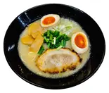 豚骨塩ラーメン（無極 本蓮沼店）