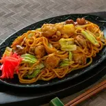 ホルモン味噌焼きそば（味噌とんちゃん 栄ホルモン）