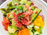 やみつききゅうりのPOKEBOWL（新鮮本マグロとたっぷり野菜POKEBOWL カナロア 押上店）