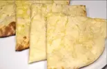 チーズナン(Cheese nan)（ミルチ亜細亜食堂 柿生店）