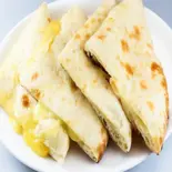チーズパラタ Cheese Paratha（インドネパールレストランチャンダニ子安店）