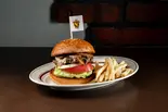 グリルドオニオンゴルゴンゾーラチーズバーガー（ムースヒルズダイナー 横浜）