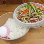 温玉チンジャオ丼（丼ぶり太閤）