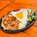 チキンロコモコ（GB's CAFE area1 圧倒的コスパ！！）
