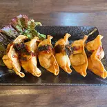 ニラタレ揚げ餃子（お弁当とまぜそば ラーメン居酒屋統領）