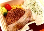 粗挽き生フランク&ダブル極肉バーグ弁当(ジュンマイダイニング JunMai Dining)