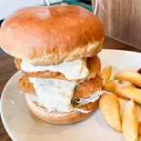 ダブルタルタルフィッシュフライバーガー（HAMBURGER SHOP プラージュ）