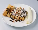 (P1)たっぷりホイップチョコバナナワッフルプレート（ワッフル Ya）