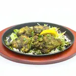 ハリヤリケバブ2P(Hariyali Kebab)（INDIAN HALAL RESTAURANT NEW MAHARAJA）