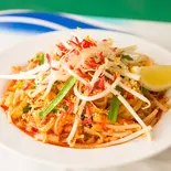 タイの焼きそば(パッタイ)（東桜パクチー金山店）
