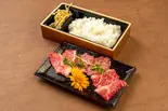 自慢の熟成ハラミ肉重 Beef Skirt Steak Rice Box(黒毛和牛炭火焼肉BULLS)
