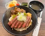 叶名物！2種盛り丼(1日5食限定)（焼肉酒場 叶 本店）