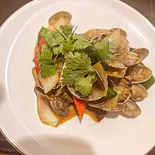 アサリのピリ辛炒め(中華料理 中華居酒屋 四季園)