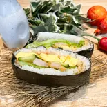 おにぎらず「天むす海老明太」（ご馳走おにぎり“雲海” 鶴橋店）