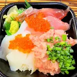 うおがしイクライクラ丼(ドン丼丸)