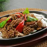 豚マメの鉄板焼き(铁板腰花)（宏福楼）