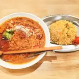 赤辛坦々麺と半チャーハンセット（麺や舞心(まいこ) 上新庄店）