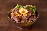 ニンニクバター醤油のカットステーキ丼(150g) Garlic Butter Soy Sauce Cut Steak Bowl(肉テロ!肉たらしくてぎゅう 川崎店)