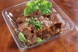 黒毛和牛生カルビタレ焼（焼肉トラジ 新宿西口店）
