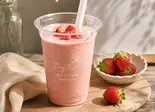 いちごスムージー（自家製ベビーカステラとアサイーボウルの店 Tiny Treats ●ひとくちの幸せ●）
