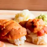 生雲丹のお寿司(2貫)（笠川水産）