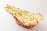 ガーリックナン 5枚 Garlic Naan5（yabin中川駅前店.(ダルタドカ カレー半額 ¥940—>¥470)）