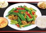 にんにくの芽と豚肉の炒め（美味しい屋 甘味処 The sweet）