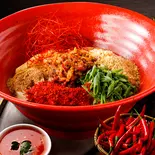 【激辛】汁なし担担うどん（辛い料理たくさん。旨辛・激辛・鬼辛・刺し辛。 Scoville lab 新中野店）
