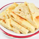カブリナン Kabuli Naan（Asian Dining Indo Nepal Restaurant NIMTA）