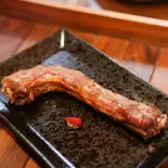 鸭脖(アヒルの首)(香卤卤 シャンルル)