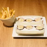 フルーツサンド(チョコバナナ) 2カット(サンドイッチマルシェ 鶴橋店)