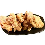 鶏もも唐揚げ(大塊5個)（青山餃子房 船橋店）