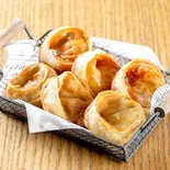揚げギョウザハーフ&ハーフ(6個)/Deep-fried Pork&Kimchi Dumplings/고기만두&김치만두(ネネチキン1号店)