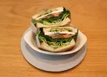 Avocado & Salmon Sandwich / アボカド・サーモンのサンド(THE base ASAKAYAMA CAFE DINING)