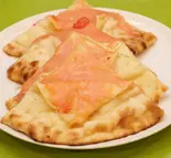明太子チーズナンMentaikoCheeseNan（ニューナマステインディアンレストラン）