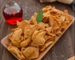 台湾風鶏皮揚げ 120g（台湾タピオカミルクティー 茶の物語 上野店 CHAWUYU BUBBLE TEA）