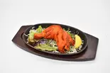 タンドリーチキン(1ピース)tandoori chicken（Pariwar restaurant and cafe）