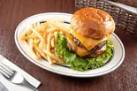 ダブルチーズBURGER(フライドポテト付き)(ONE THE DINER)