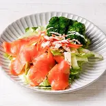 特製サラダ（焼きたてサラダチキンラップ）