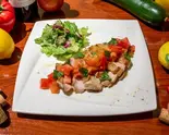 鶏モモ肉のロースト〜フレッシュトマトとバジルのケッカーソース〜 Roast Chicken Thigh 〜Fresh Tomato and Basil Checca Sauce〜（【おうちDE本格イタリアン】La Promessa）