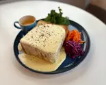 鉄板チーズトースト（Cafe＆Bar Daisy）