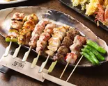 串焼き5本盛り合わせ Selection of 5 Grilled Skewers（海畑 池袋店）