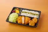 ロース唐揚げ弁当（とんかつ 新宿さぼてん 覇王樹本店）