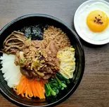 新鮮野菜たっぷりプルコギビビンバ（ハヌリ中目黒店）