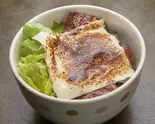 とろ～りチーズ 中落ち牛ハラミ200g丼（[こだわりの炭火炙り]ハラミ＆カルビ丼 一牛）