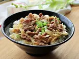 ニンニク香る！豚バター丼(肉200g)（おーるうぇいず北千住）