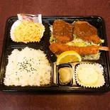 ヒレエビ定食（とんかつの店ミヤコ）