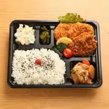 ヒレカツ弁当（まるべん）