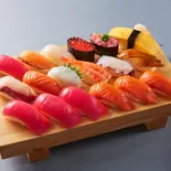 【茶月】ぶり&サーモンメガ盛(茶月 三宮南店)